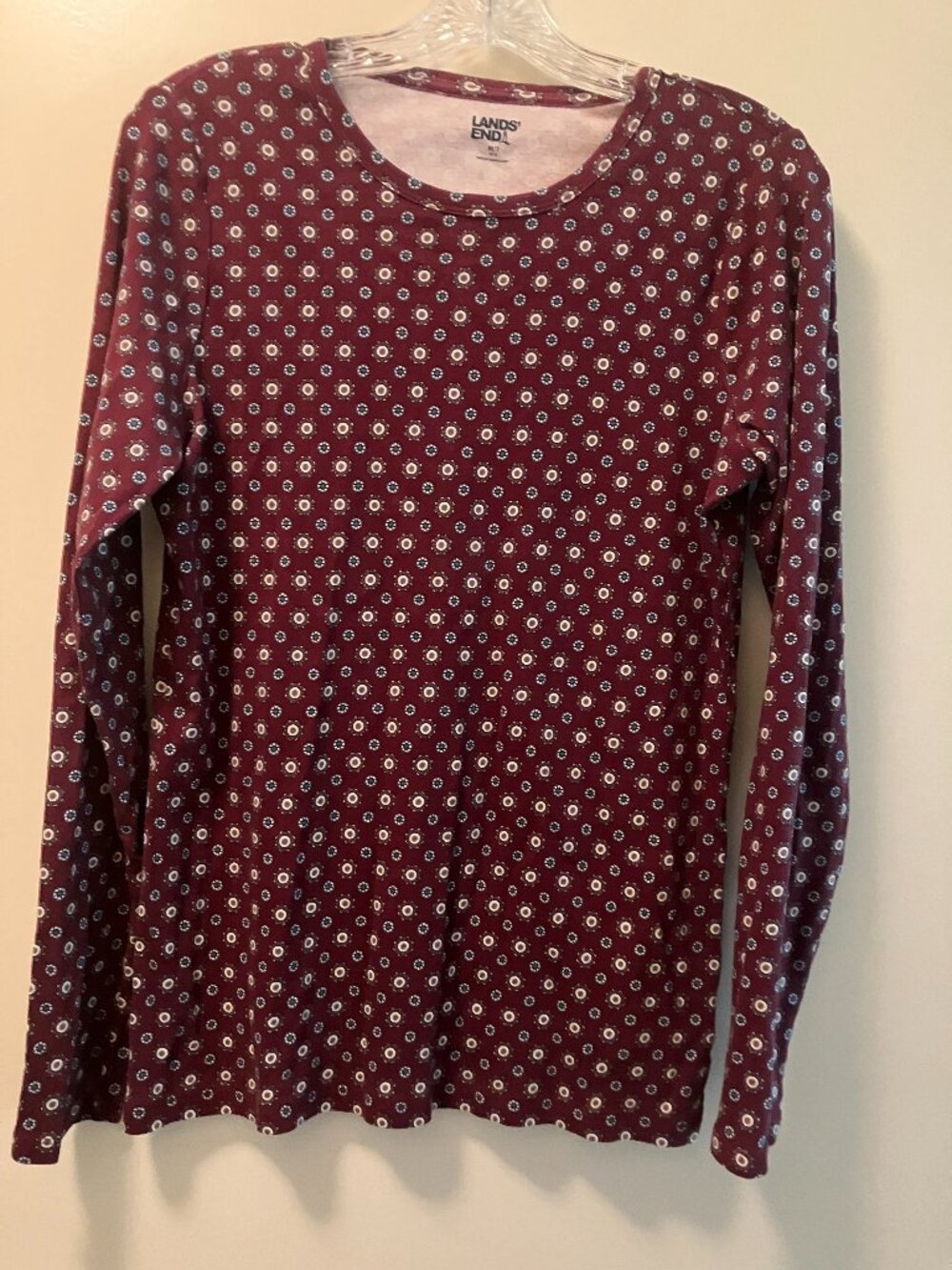 Lands' End Maroon Patterned Long Sleeved T Shirt Size M/T